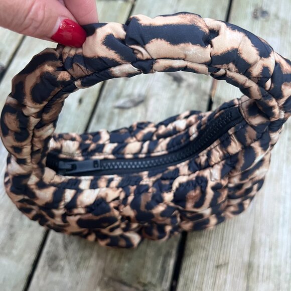 COS Quilted Micro Bag – Leopard Print Mini Crossbody Travel Size - Picture 2 of 5